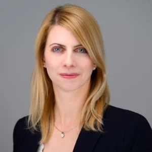 Dr. Földvári-Simó Kata Sára