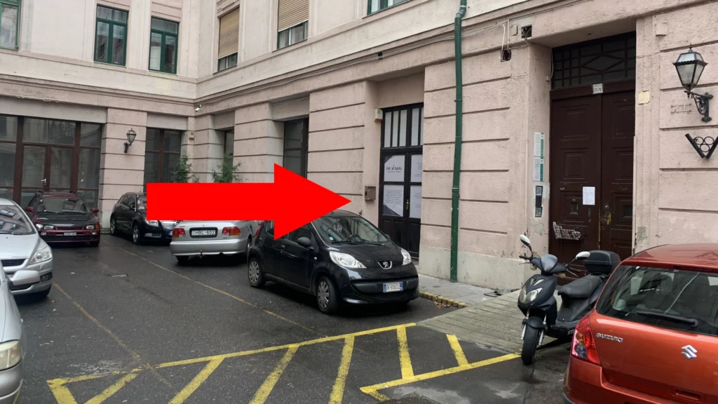 Ráday utca 31B. ügyvédi iroda az udvarban